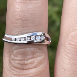 Bague diamants en chute en or 18 carats d’occasion