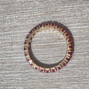 Alliance tour complet saphirs roses en or 18 carats d’occasion