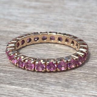 Alliance tour complet saphirs roses en or 18 carats d’occasion