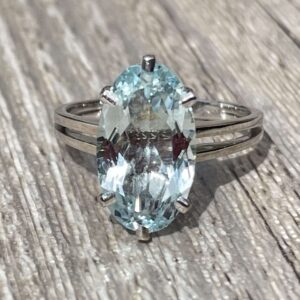 Bague aigue-marine en or 18 carats d’occasion