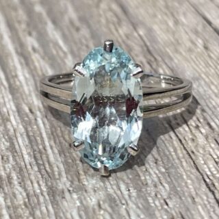 Bague aigue-marine en or 18 carats d&rsquo;occasion