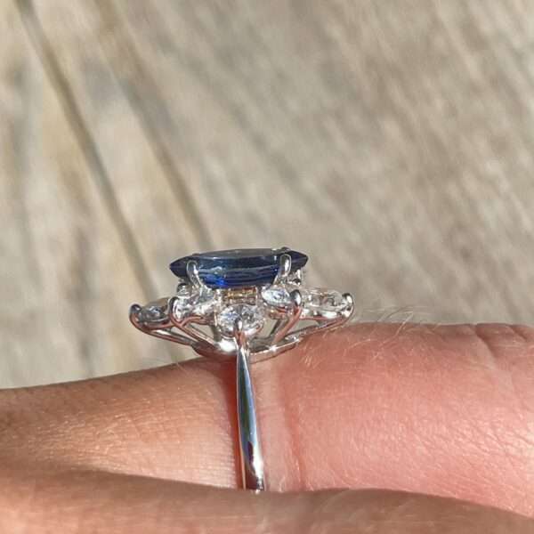 Bague Marquise saphir diamants or 18 carats occasion