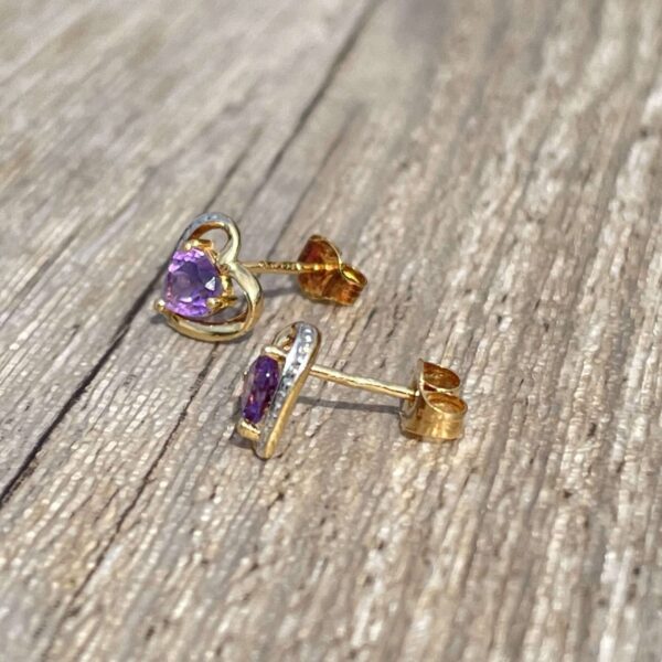 Puces d’oreilles amethystes or 18 carats occasion