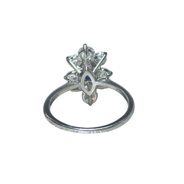 Bague marquise saphir diamants