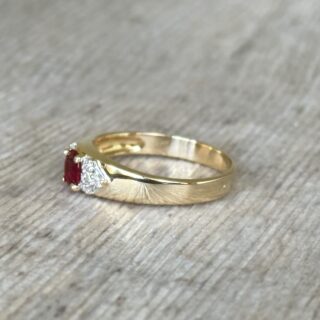 Bague rubis et diamants en or 18 carats d&rsquo;occasion