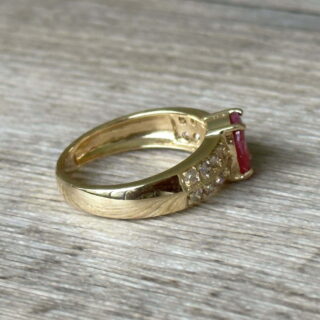 Bague rubis diamants en or 18 carats d&rsquo;occasion