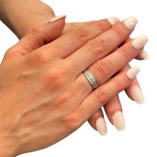 Alliance double rang diamants en or 18 carats d’occasion