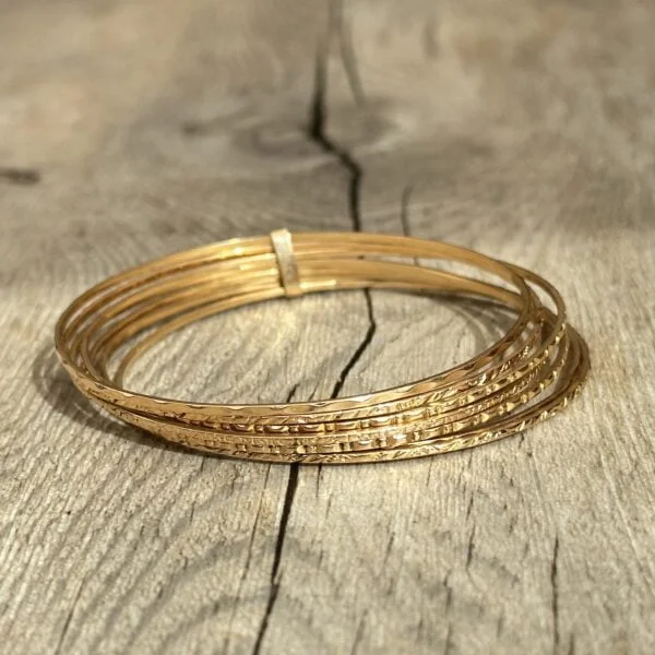 Ensemble de bracelets jonc semainier dorés Joyce – Ysie