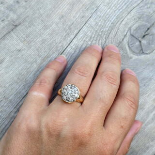 Bague dôme diamants en or 18 carats