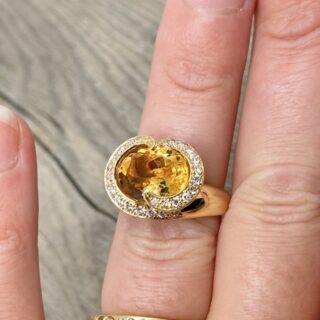 Bague tourbillon en or 18 carats