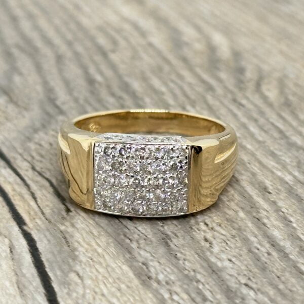 Chevalière diamants en or 18 carats