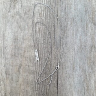 Collier barrette diamantée en or 18 carats