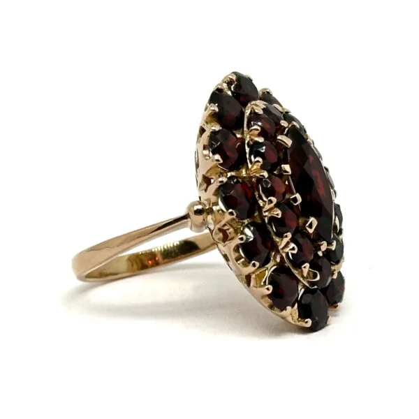 Bague marquise en or rose 18 carats