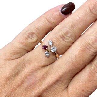 Bague toi et moi rubis et diamants