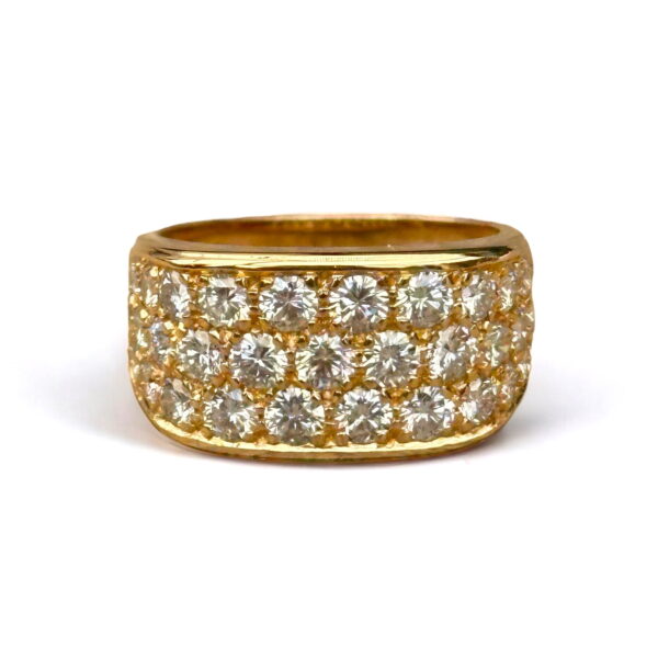 Bague pavage diamants Carl Bucherer