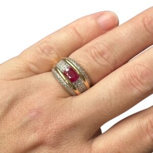 Bague rubis diamants en or 18 carats