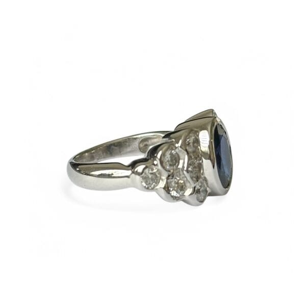Bague saphir diamants en or blanc