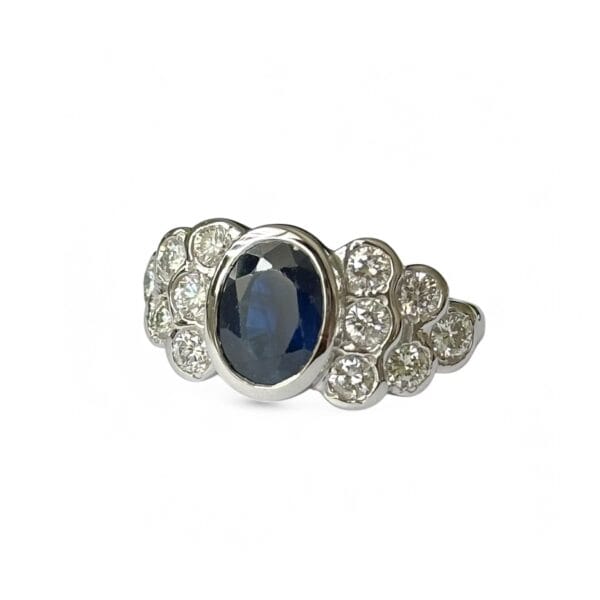 Bague saphir diamants en or blanc