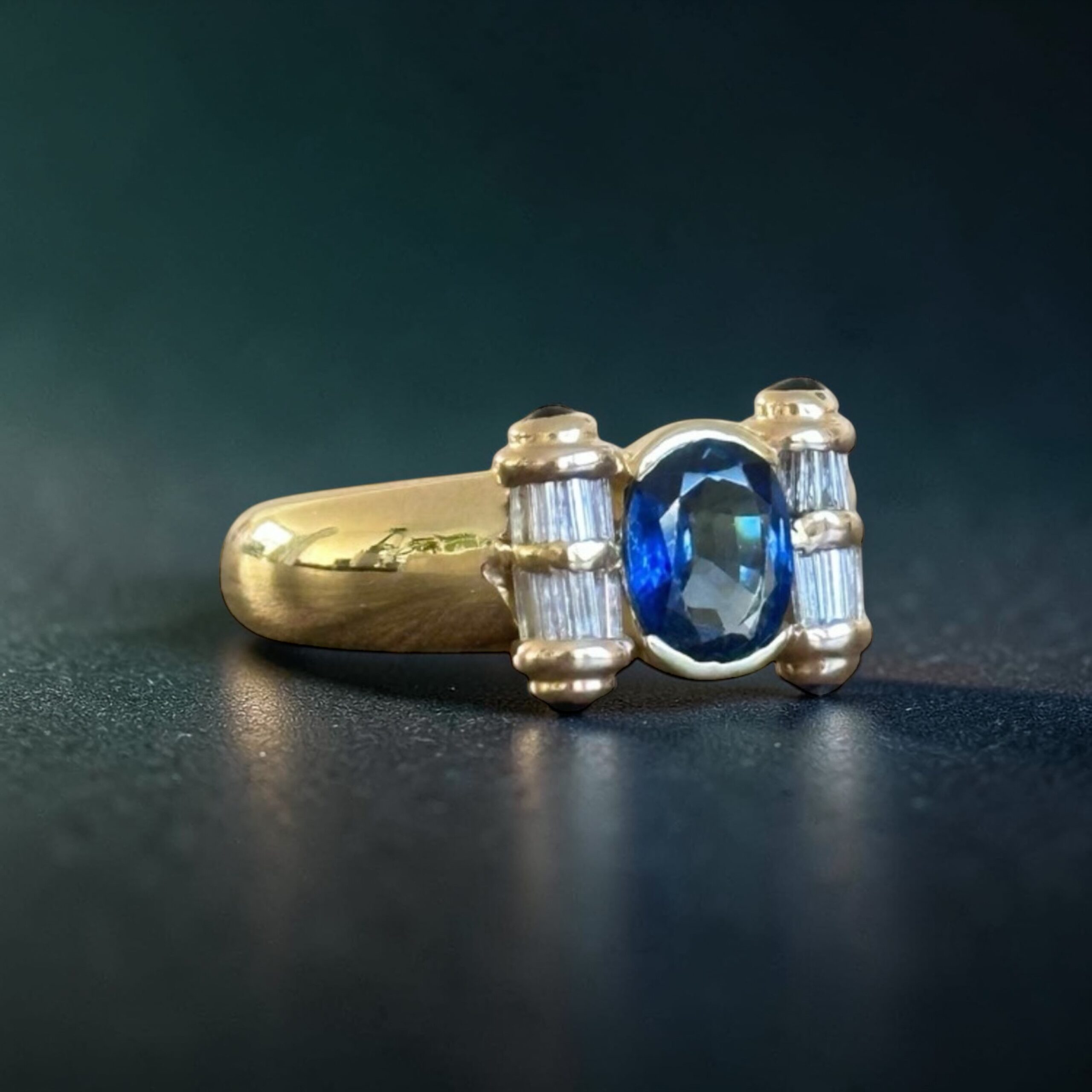 Bague saphir et diamants baguettes en or 18 carats – saphir 1,70 carat – bague joaillerie vintage | Des Bijoux en Or nterieur bague saphir diamants or 18 carats