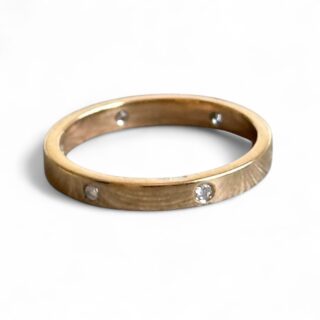 Alliance en or jaune 18 carats