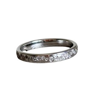 Bague en or blanc et diamants