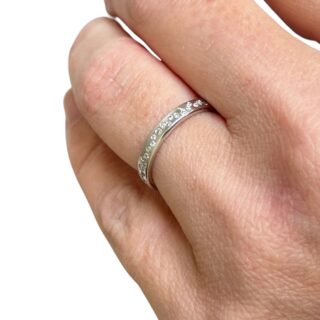Bague en or blanc et diamants