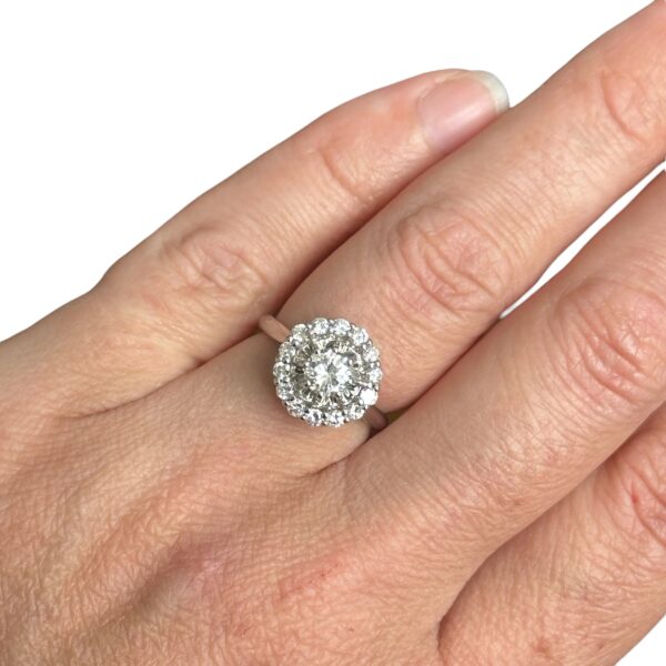 Bague marguerite en or blanc