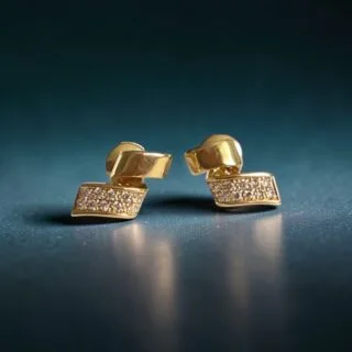 Boucles d’oreilles diamant 0,24 carat or jaune 18 carats fermoirs Alpa