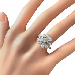Bague fleur diamants 1,60 carat or blanc 18k et platine – Taille 50