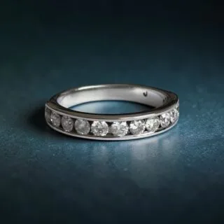 Demi-alliance diamants 0,60 carat HSI en or blanc 18 carats